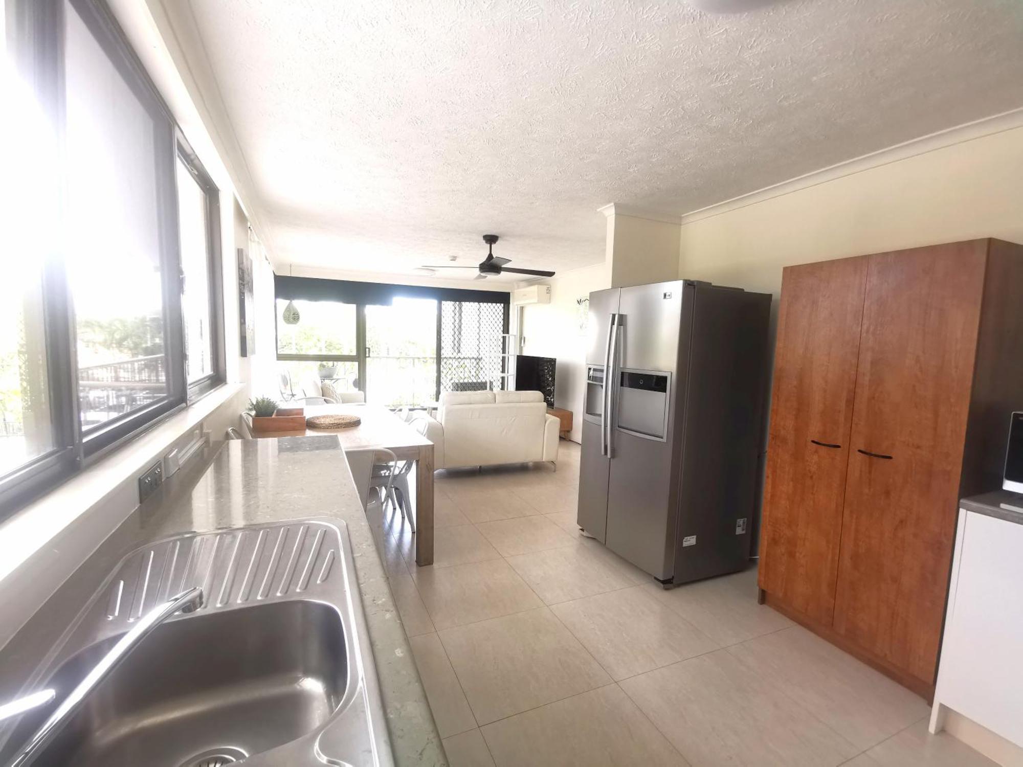 Anacapri Holiday Resort Apartments Surfers Paradise Esterno foto